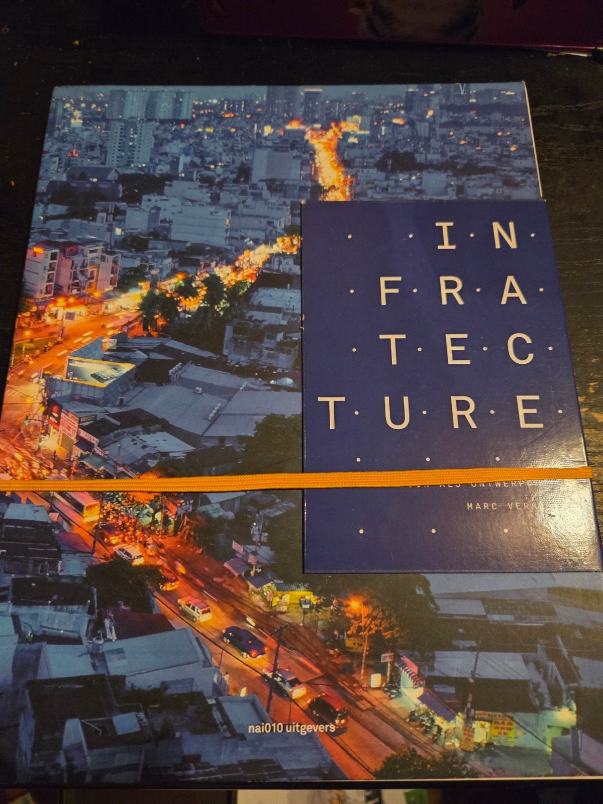 Infratecture, Ophalen of Verzenden, Zo goed als nieuw, Bouwkunde