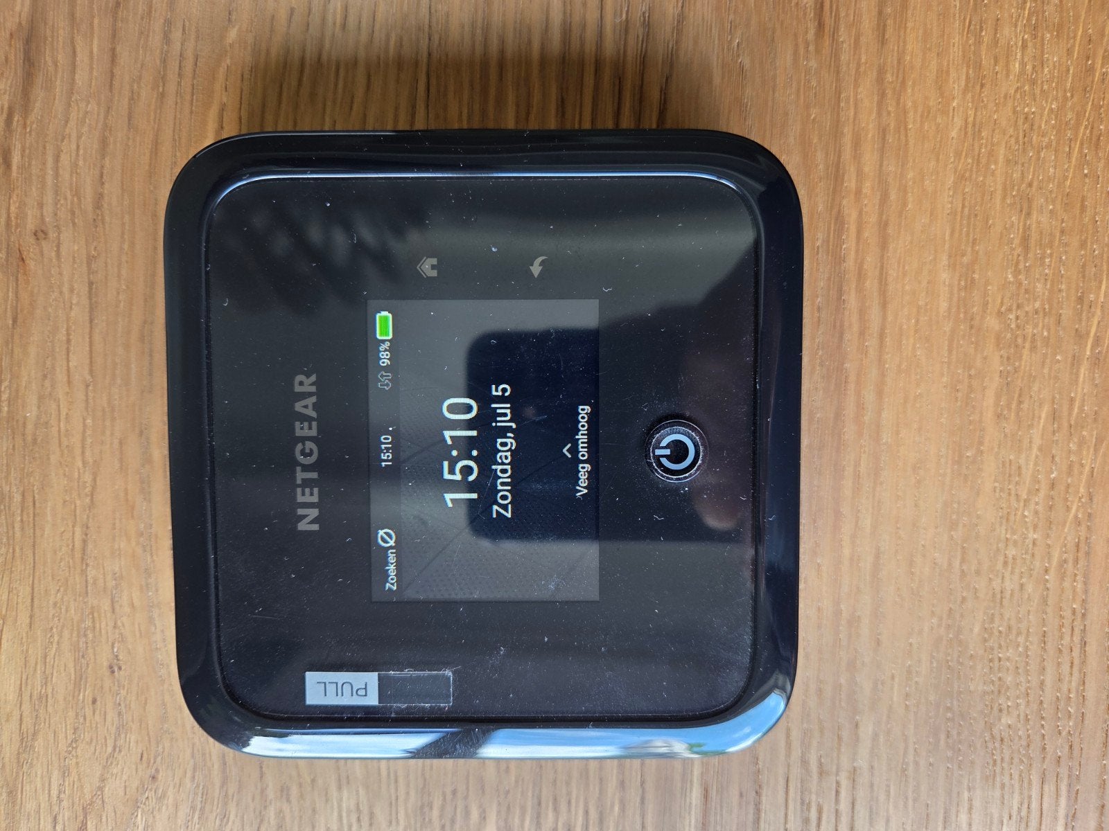 Netgear M5 MR5200 Mobiele Router - 5G WiFi voor onderweg, Computers en Software, Ophalen of Verzenden, Zo goed als nieuw, Router met modem