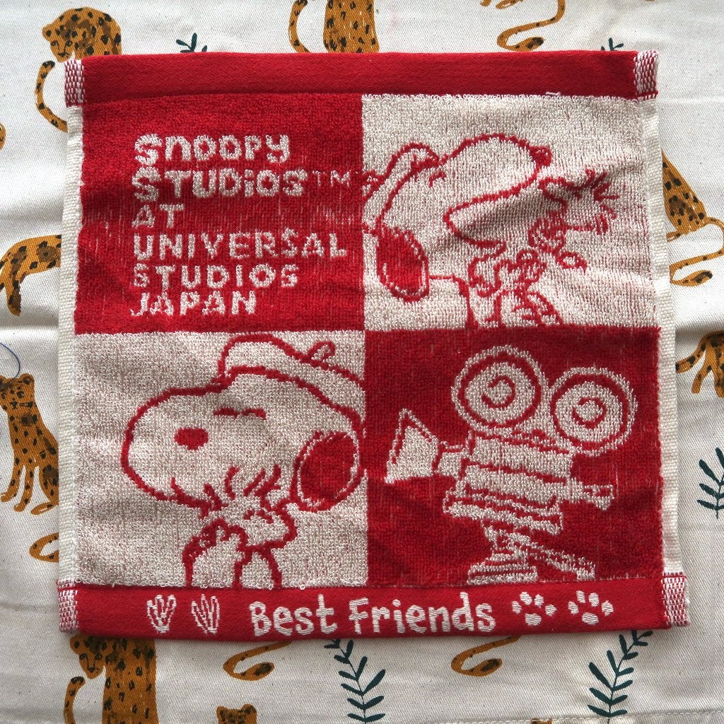 Snoopy Peanuts Strips Handdoekje van Universal Studios Japan, Verzenden, Snoopy, Nieuw, Gebruiksvoorwerp