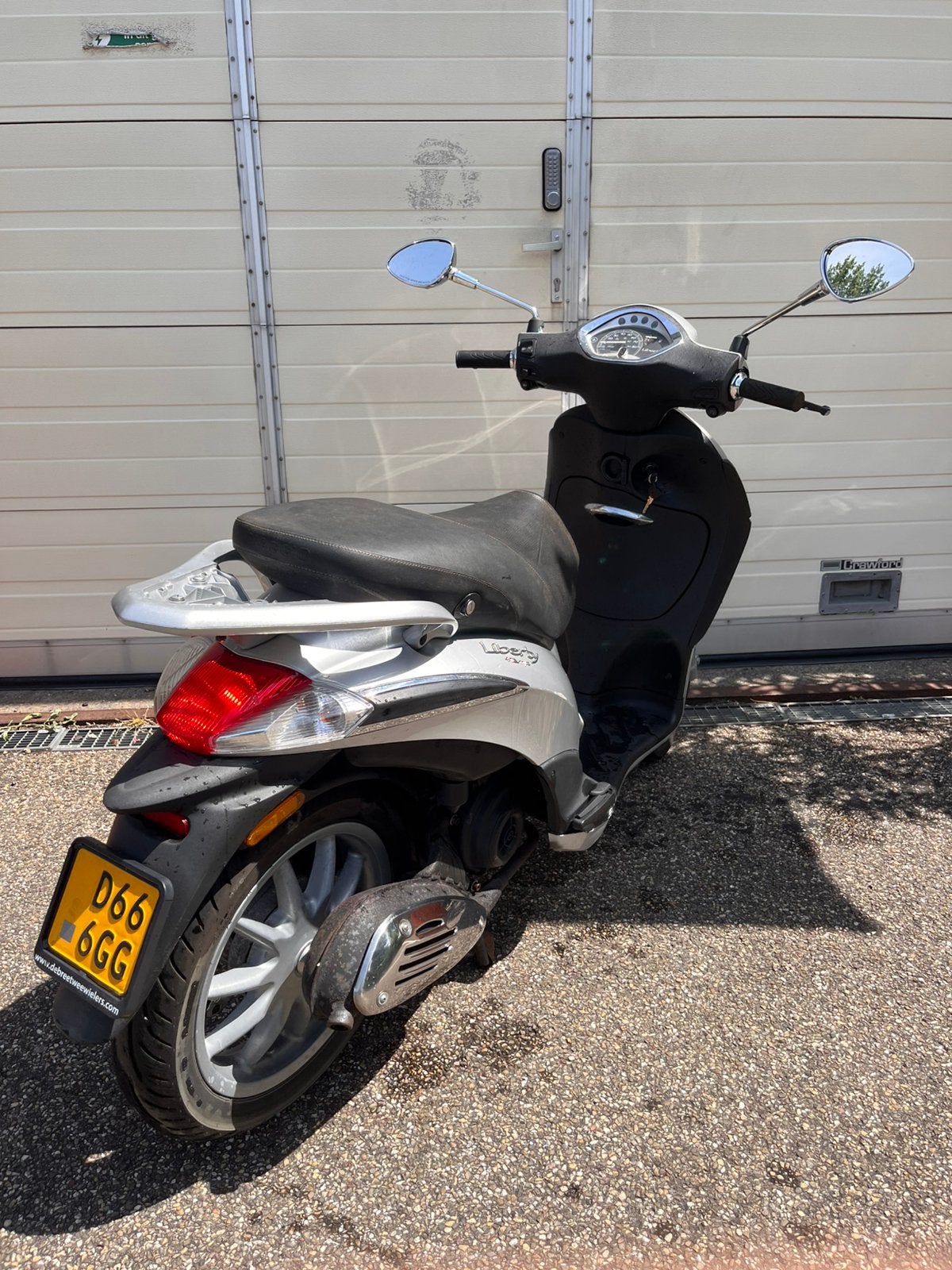 Piaggio Liberty brom 45km 4takt 2009, Fietsen en Brommers, Scooters | Piaggio, Gebruikt, Overige modellen, Ophalen of Verzenden