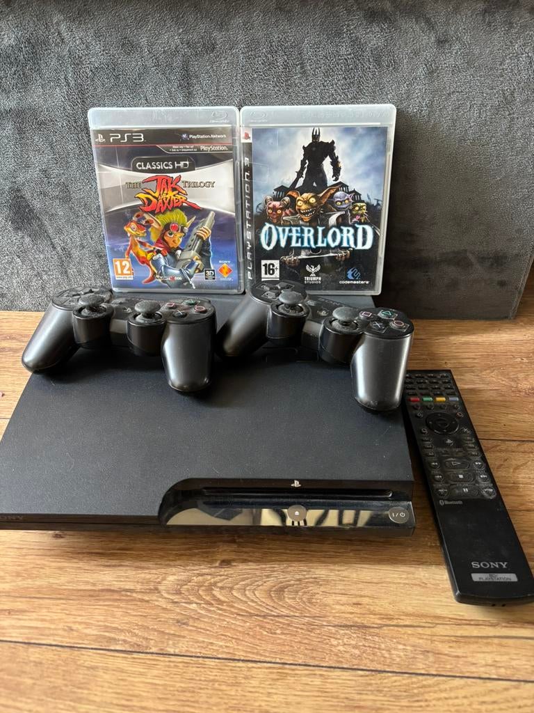 PlayStation 3 250gb, Spelcomputers en Games, Ophalen of Verzenden, Zo goed als nieuw, Met 2 controllers, Slim