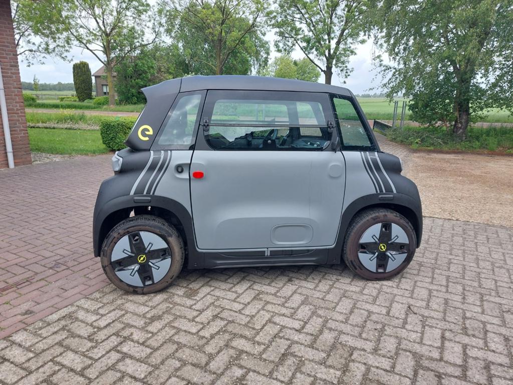 Te koop aangeboden: een Opel Rocks Electric uit 2024, Ophalen, Opel, Zo goed als nieuw, 16 km/u of meer