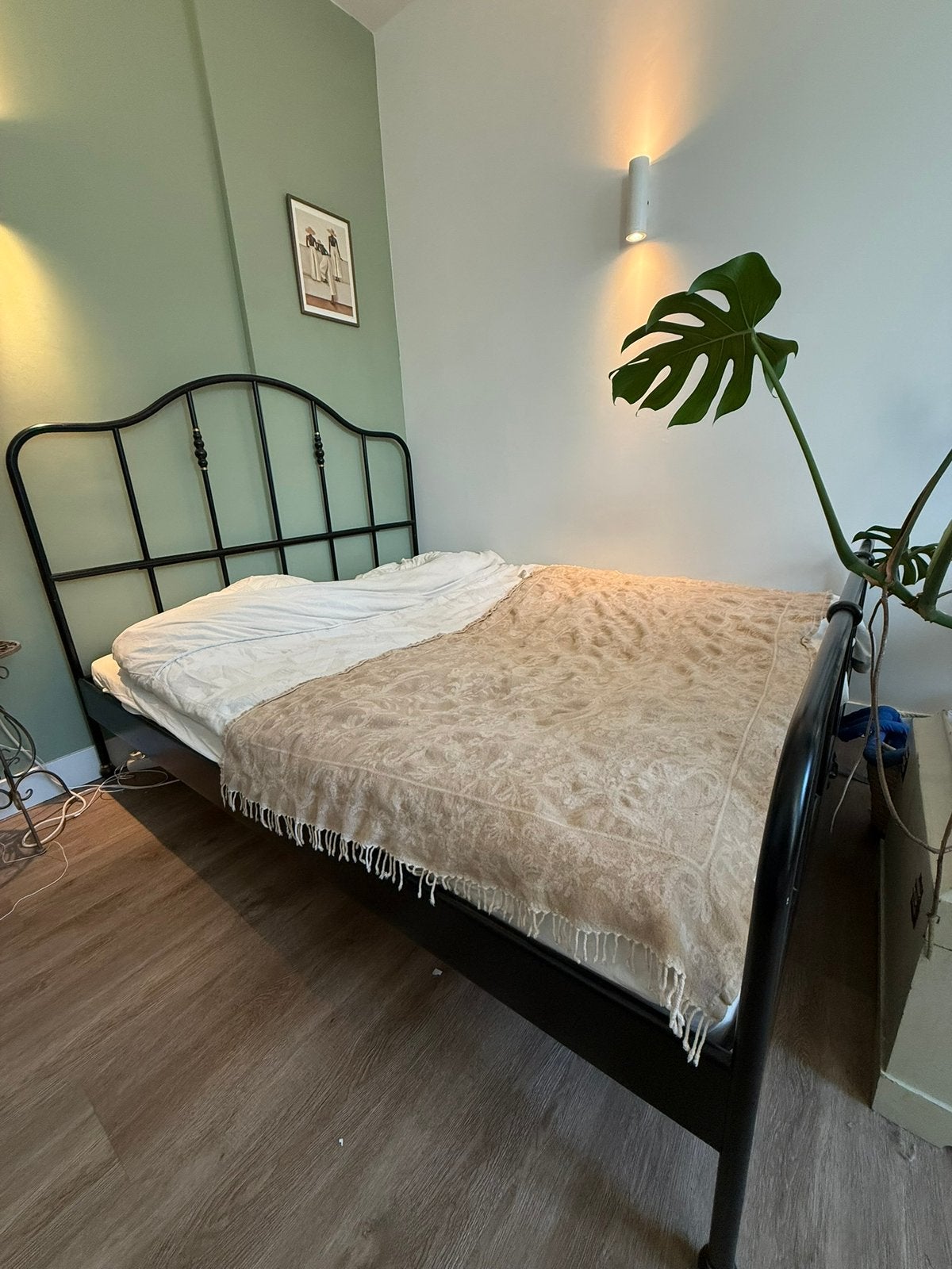 Sagstua bedframe ikea, Huis en Inrichting, Ophalen, Gebruikt, Tweepersoons, 180 cm