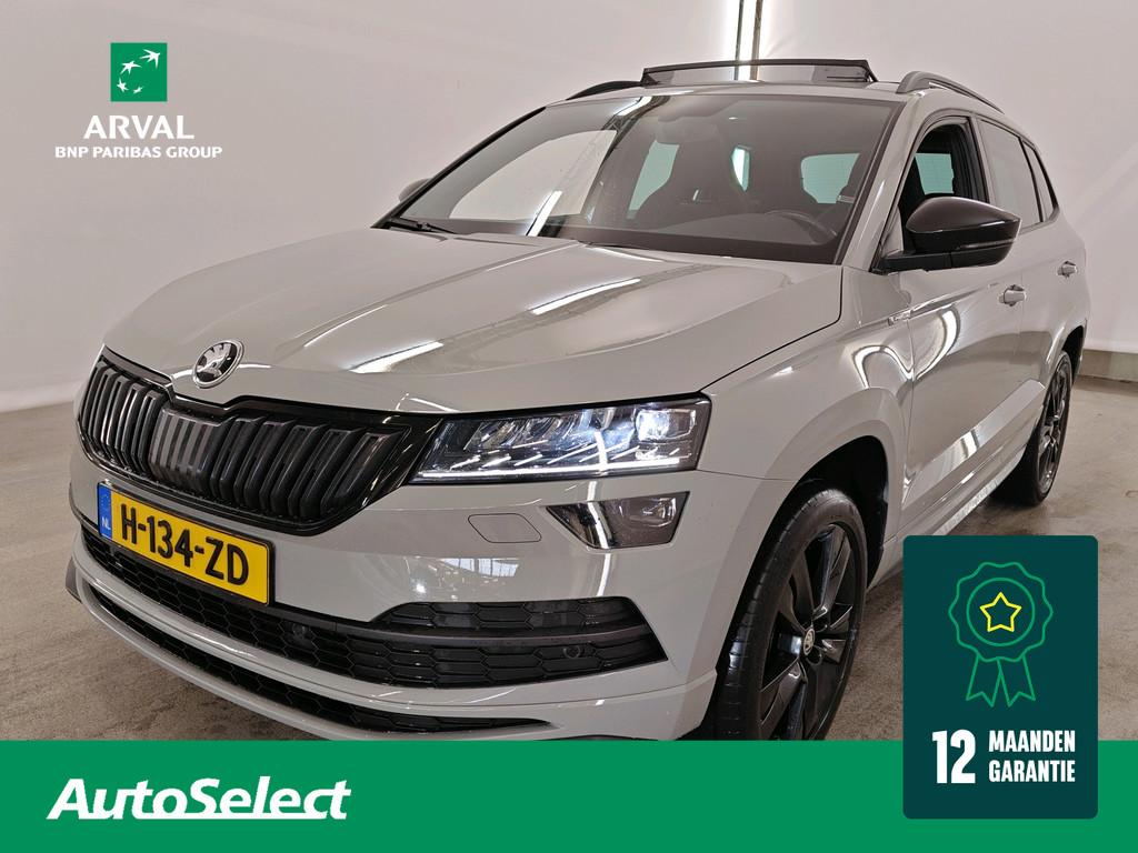 Skoda Karoq 1.5 TSI 150pk ACT Sportline Business | Panoramad, Auto's, Skoda, 12 maanden, Stof, Bedrijf, 19 km/l