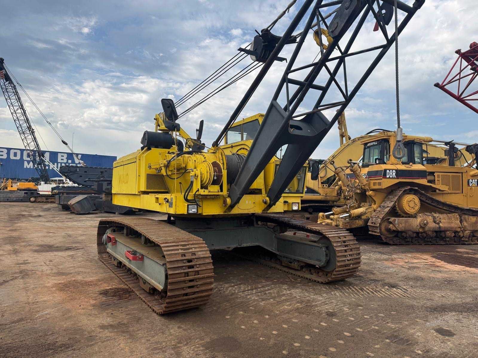 Sennebogen S 1240 met 27 m giek inclusief 3 grijpers, Kraan