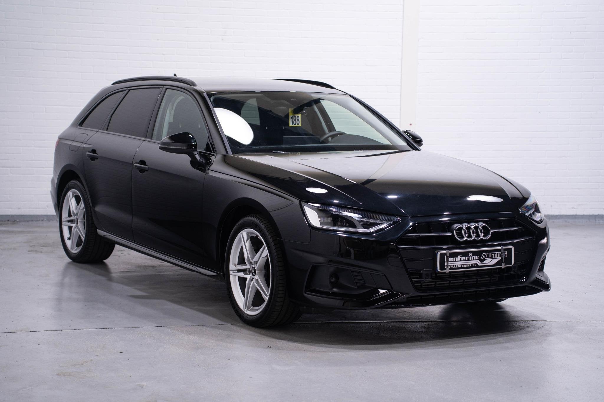Audi A4 Avant 35 TFSI Advanced Leder Led koplampen Camera 18, Auto's, Audi, Gebruikt, 4 cilinders, Automatische klimaatregeling