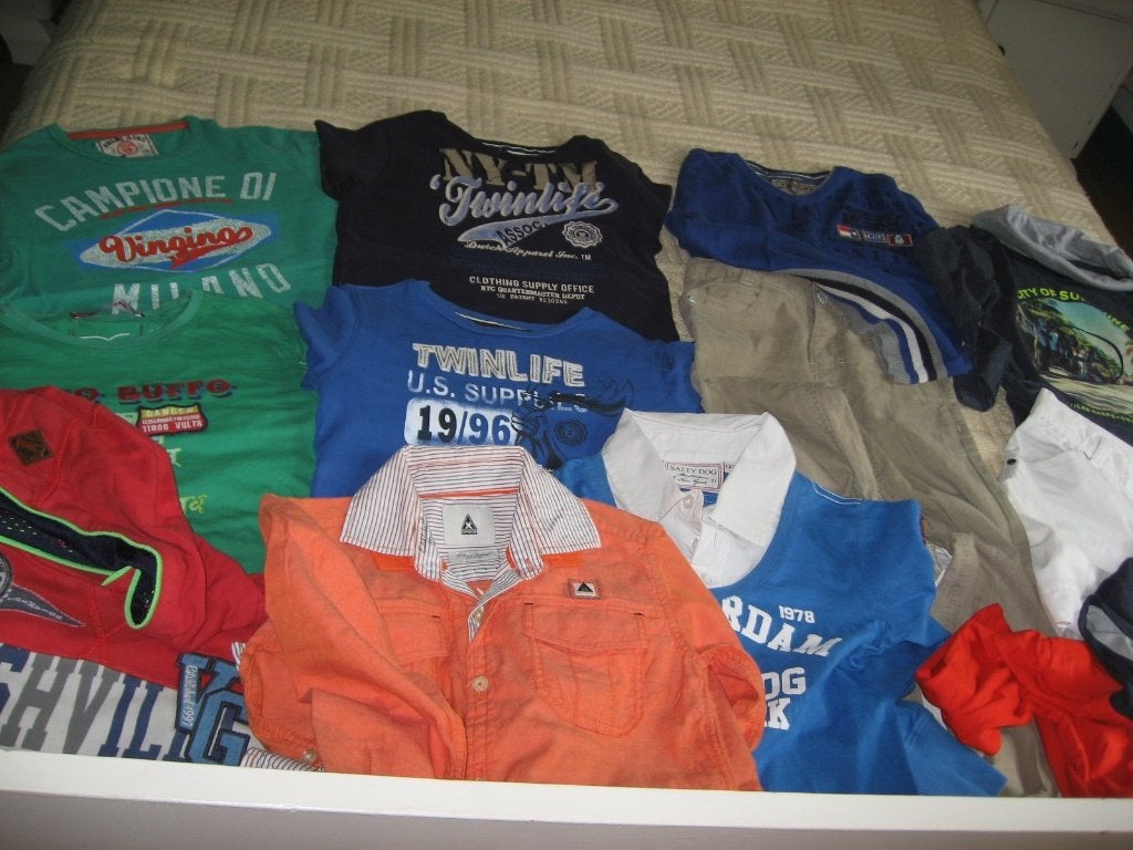 maat 128 jongen  t shirts en 2 broeken, Kinderen en Baby's, Kinderkleding | Maat 128, Ophalen of Verzenden, Gebruikt, Jongen, Overige typen