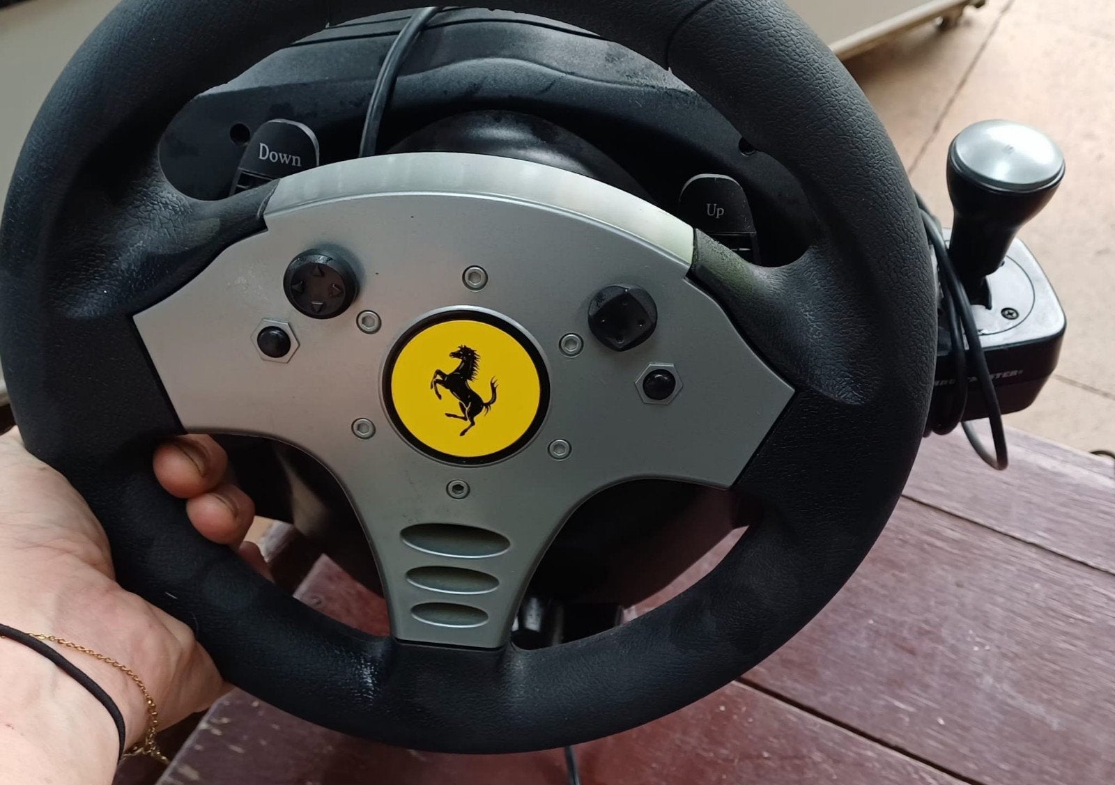 ferarri game stuur met Pedalen werkt op usb, Spelcomputers en Games, Spelcomputers | Xbox | Accessoires, Ophalen, Gebruikt, Stuurtje of Sportattribuut