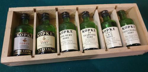 wijn flesjes kopke in kist leeg, Ophalen of Verzenden, 'T Olde Gre-j, Info@toldegrej.nl, Endepoelstraat 20f Didam