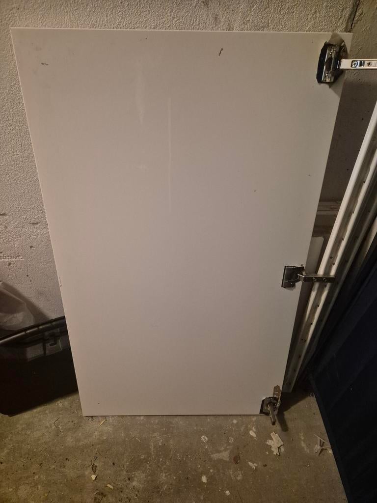 Ikea method kastdeur met scharnieren, Ophalen, Minder dan 60 cm, Radiator, 30 tot 80 cm