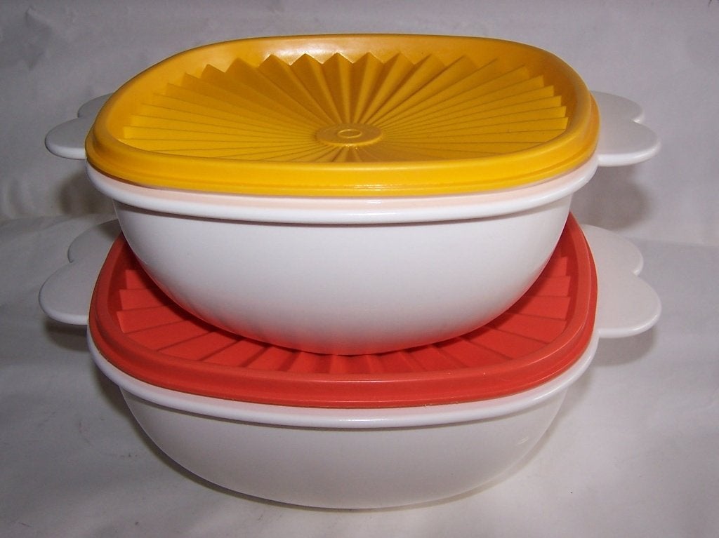Set van 2 vintage jaren '60/'70 Tupperware Multy-Serveerders, Bewaardoos, 2400 ml, Vaatwasserbestendig, Ophalen of Verzenden