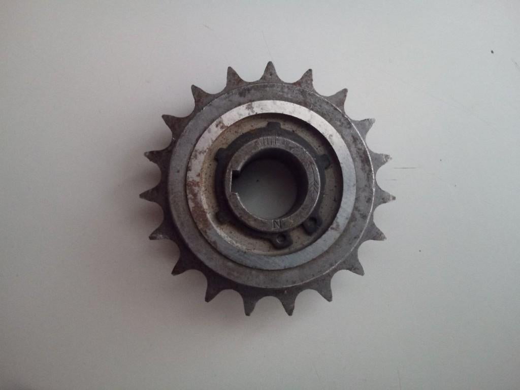 Nos, Lely vrijloop tandwiel 19 tands,, Fietsen en Brommers, Brommeronderdelen | Oldtimers, Ophalen of Verzenden, Nieuw, Overige merken