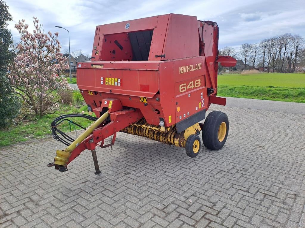 New Holland 648 rondebalen pers, Zakelijke goederen, Agrarisch | Werktuigen, Ophalen, -, Oogstmachine, -