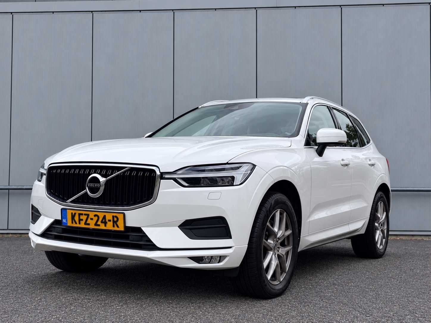 2020 Volvo XC60 2.0 D4 automaat Inscription Personenauto, Auto's, Gebruikt, Euro 6, 1969 cc, Wit