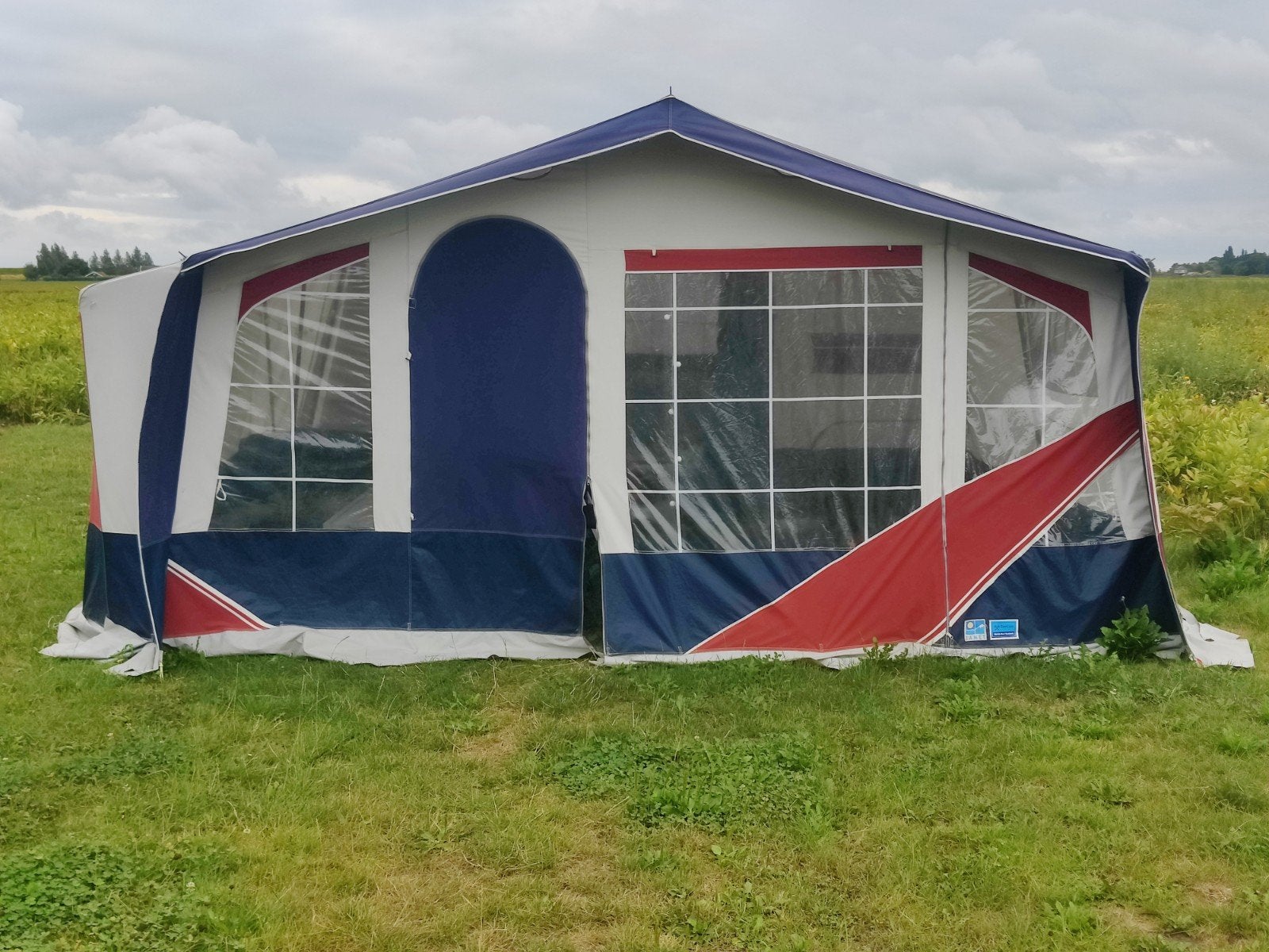 Jamet Arizona vouwwagen met uitgebouwde keuken, Ophalen, Blauw, Aanwezig, Jamet