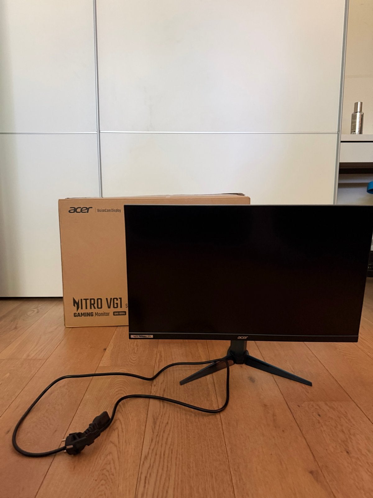 ACER Nitro VG271UM3bmiipx - 27 inch - 2560 x 1440 (Quad HD), Gebruikt, IPS, Ophalen, Gaming