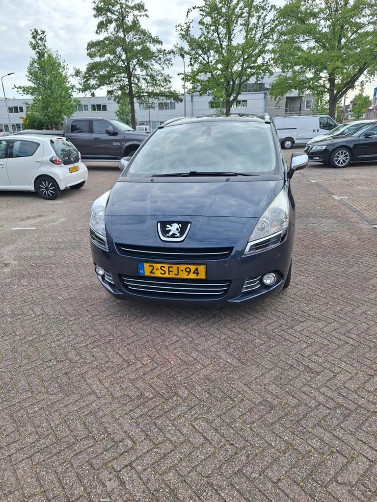 Peugeot 5008 1.6 VTI L 2013 Blauw, Auto's, Voorwielaandrijving, Euro 5, 4 cilinders, Blauw