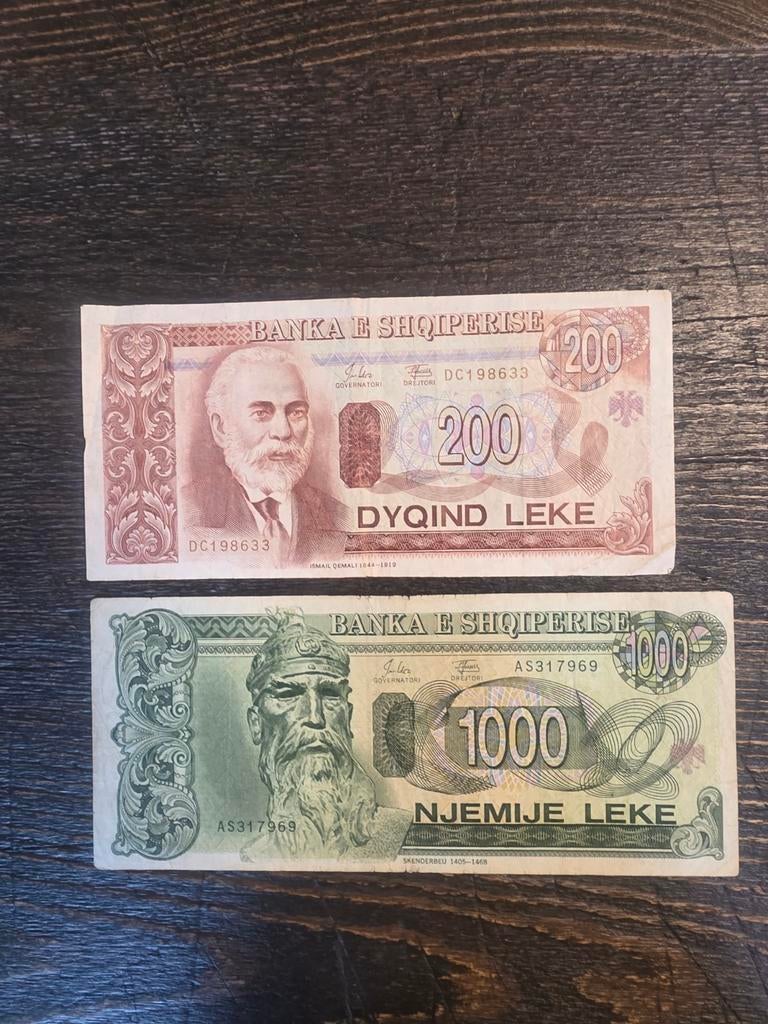 Albanese biljetten 1994: 200 Leke Ismail Qemali & 1000 L, Ophalen of Verzenden, Overige landen, Setje