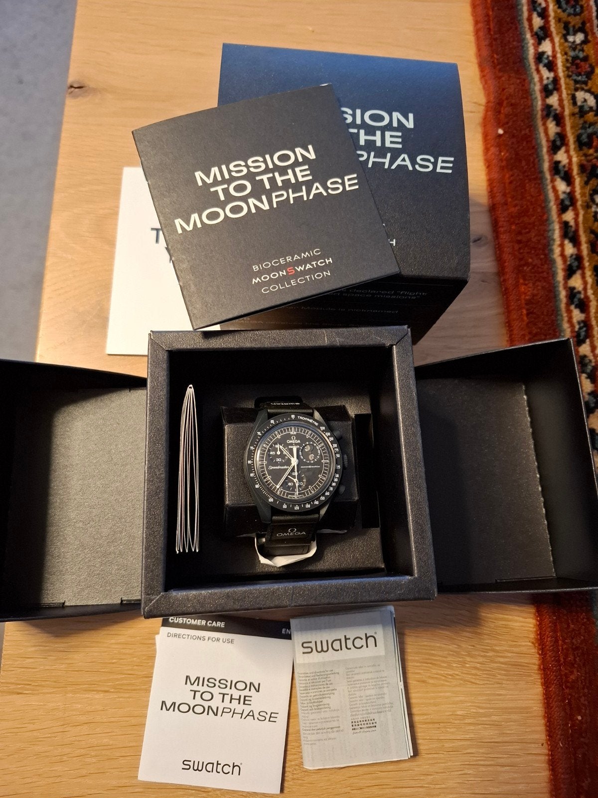 Swatch Omega Moonswatch Mission to the Moon,  Snoopy, Sieraden, Tassen en Uiterlijk, Horloges | Heren, Kunststof, Polshorloge