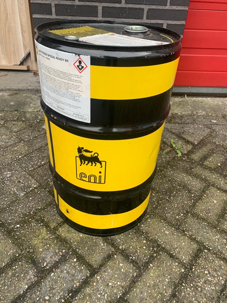 Olievat oliedrum vuurkorf BBQ 60L 60 liter olie vat vuurton, Ophalen, Zo goed als nieuw