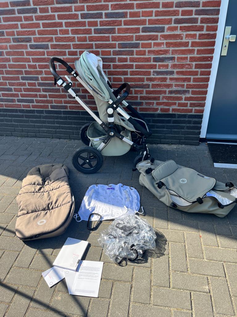 Bugaboo Cameleon 3 khaki groen met accessoires, Kinderen en Baby's, Kinderwagens en Combinaties, Ophalen, Zo goed als nieuw, Kinderwagen