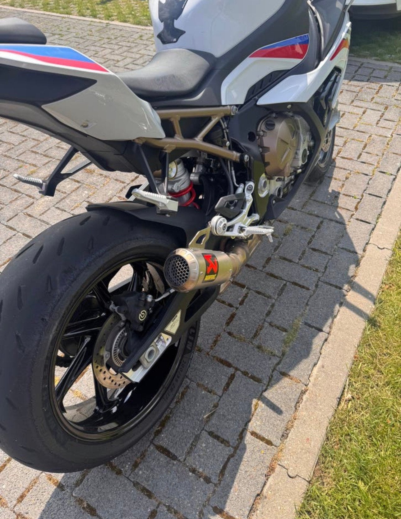 Bmw S1000RR akrapovic M package Carbon Wielen, Sportuitlaat, Occasion, 4 cilinders, Motorrijbewijs A