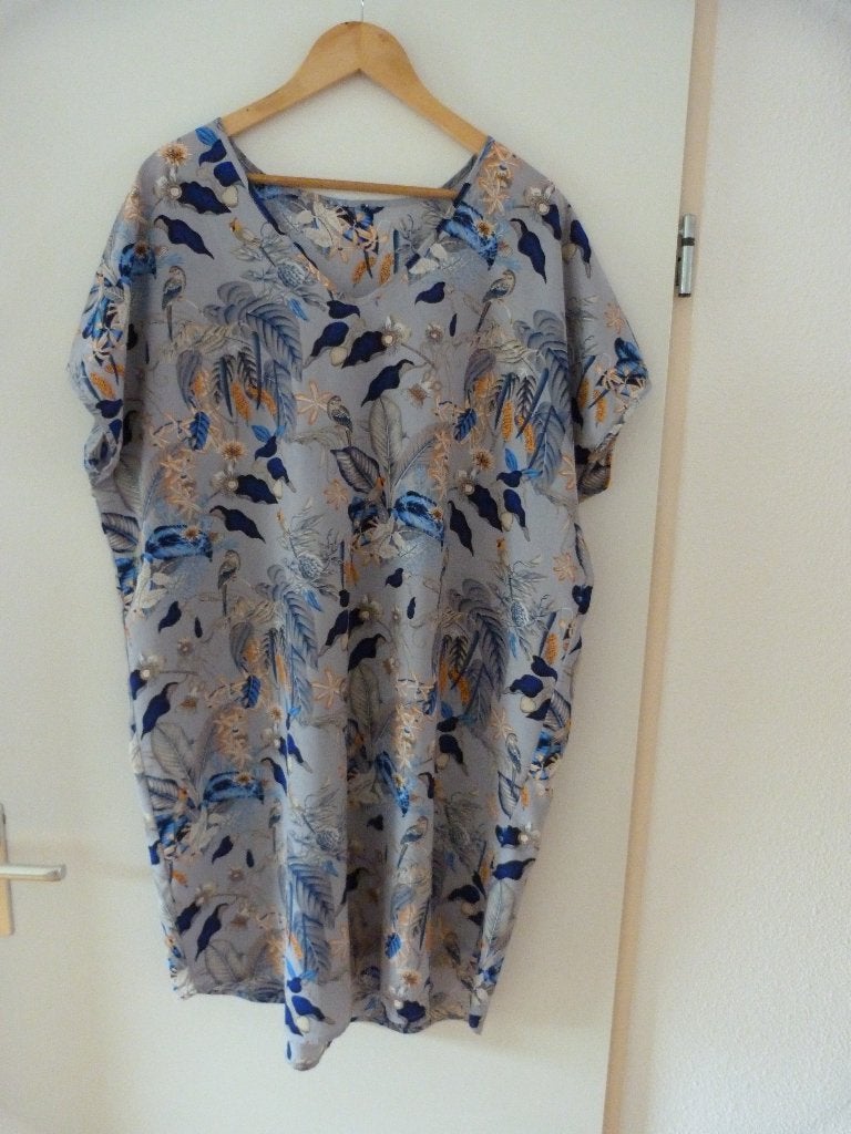 Zomerjurk/tuniek, mouwloos, print tropische planten & vogels, Ophalen of Verzenden, Zo goed als nieuw, Maat 46/48 (XL) of groter