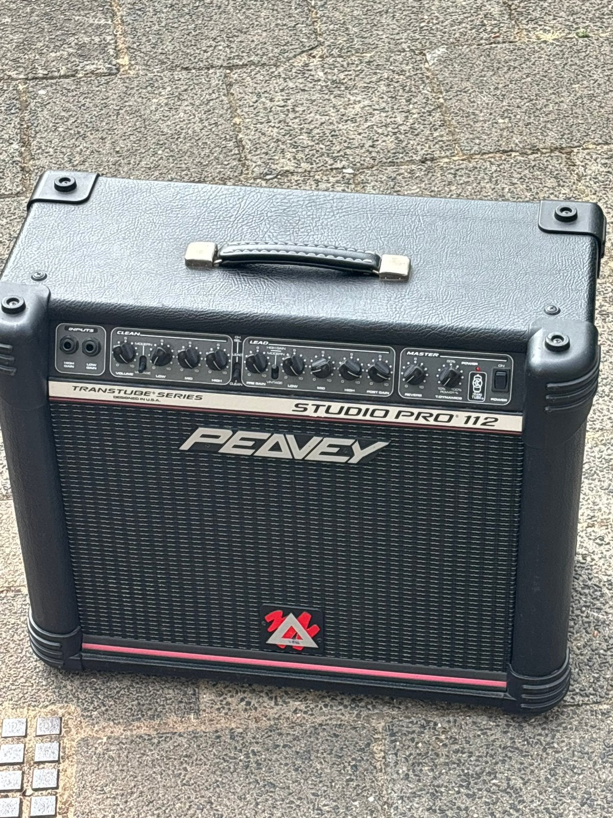 Peavey Studio Pro 112 – Red Stripe (custom modded versie), Ophalen, Zo goed als nieuw, Minder dan 50 watt