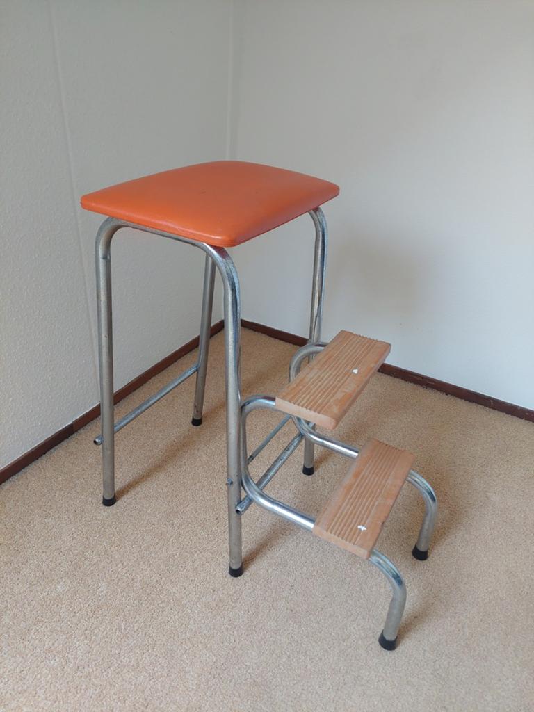 Brabantia keukentrapje oranje jaren 70!, Verzenden, Hout