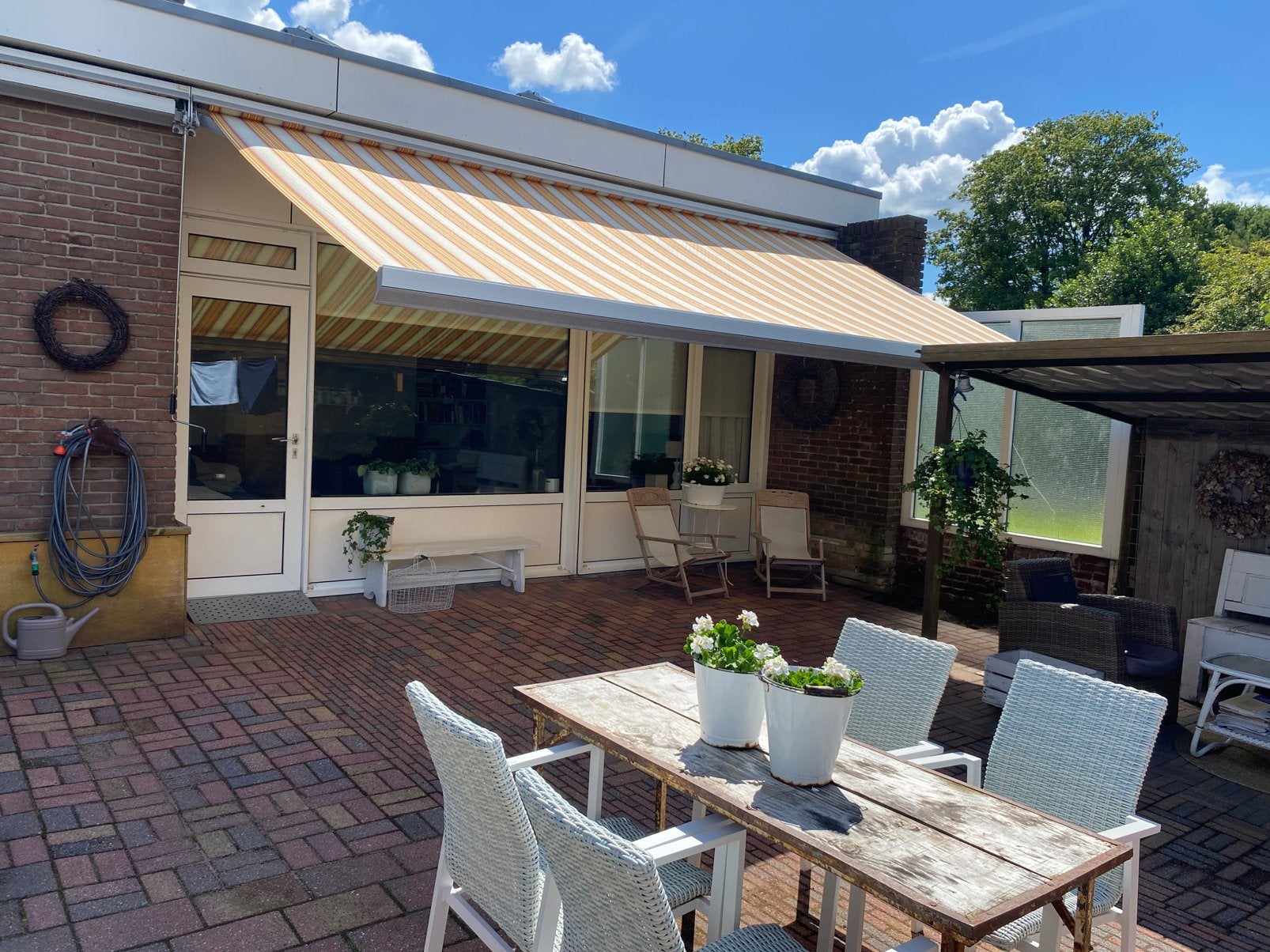 Knickarm scherm 5.20 breed, Tuin en Terras, Zonneschermen, Ophalen, Zo goed als nieuw, Knikarmscherm