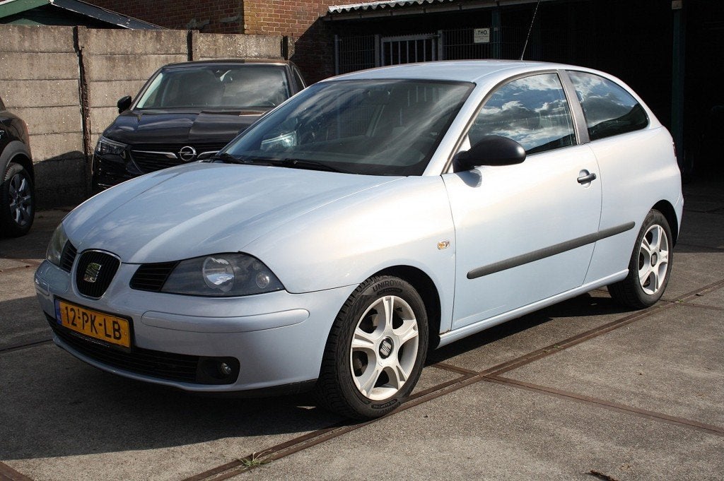 Seat IBIZA 1.4 / NAP / Airco / Trekhaak, Huisgarantie, Met garantie (alle), Blauw, Electronic Stability Program (ESP)