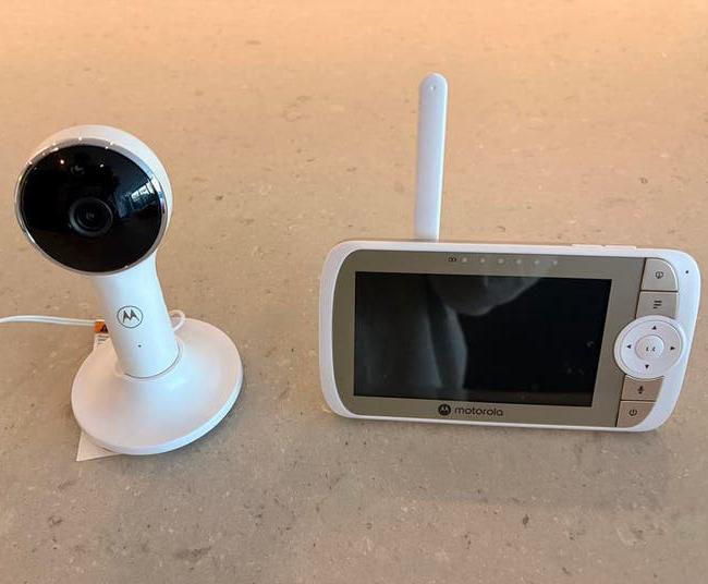 Motorola VM65X Connect Babyfoon – met camera, monitor & app, Kinderen en Baby's, Babyfoons, Ophalen, Zo goed als nieuw, 250 meter of meer