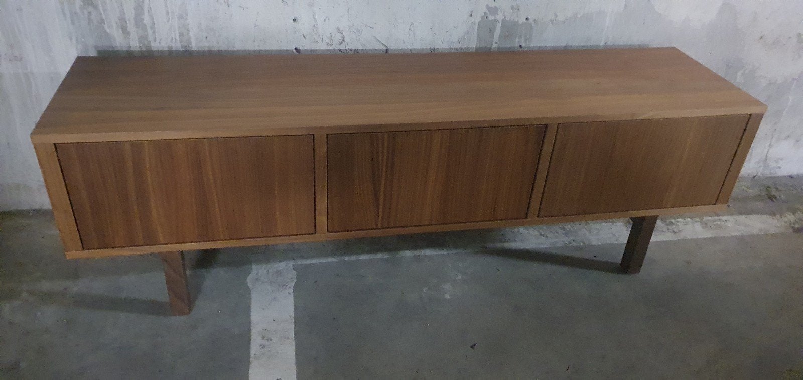 Stockholm TV meubel - Stijlvol en functioneel 160x40x50, Ophalen, Gebruikt, 150 tot 200 cm, Modern Scandinavisch
