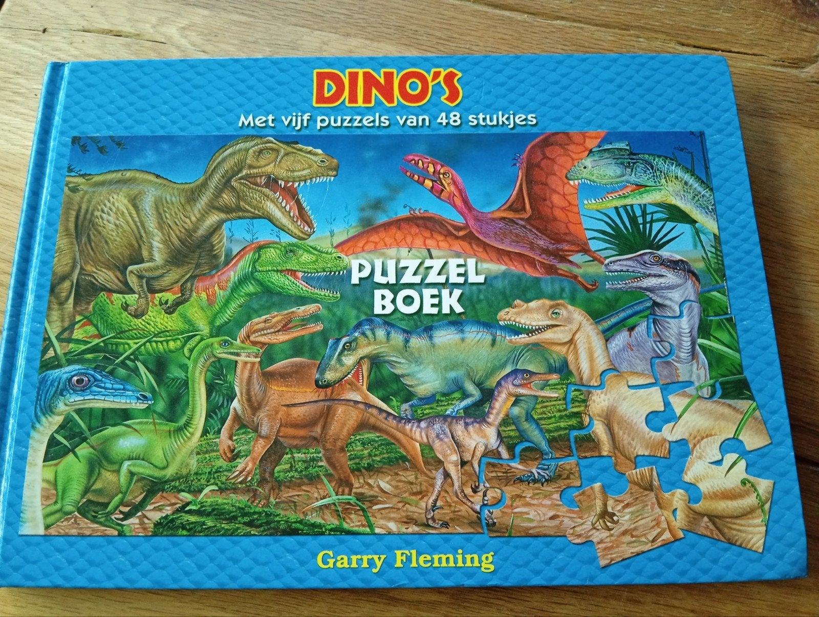 Dino's Puzzelboek - Met vijf puzzels van 48 stukjes, Boeken, Kinderboeken | Jeugd | onder 10 jaar, Ophalen of Verzenden, Zo goed als nieuw