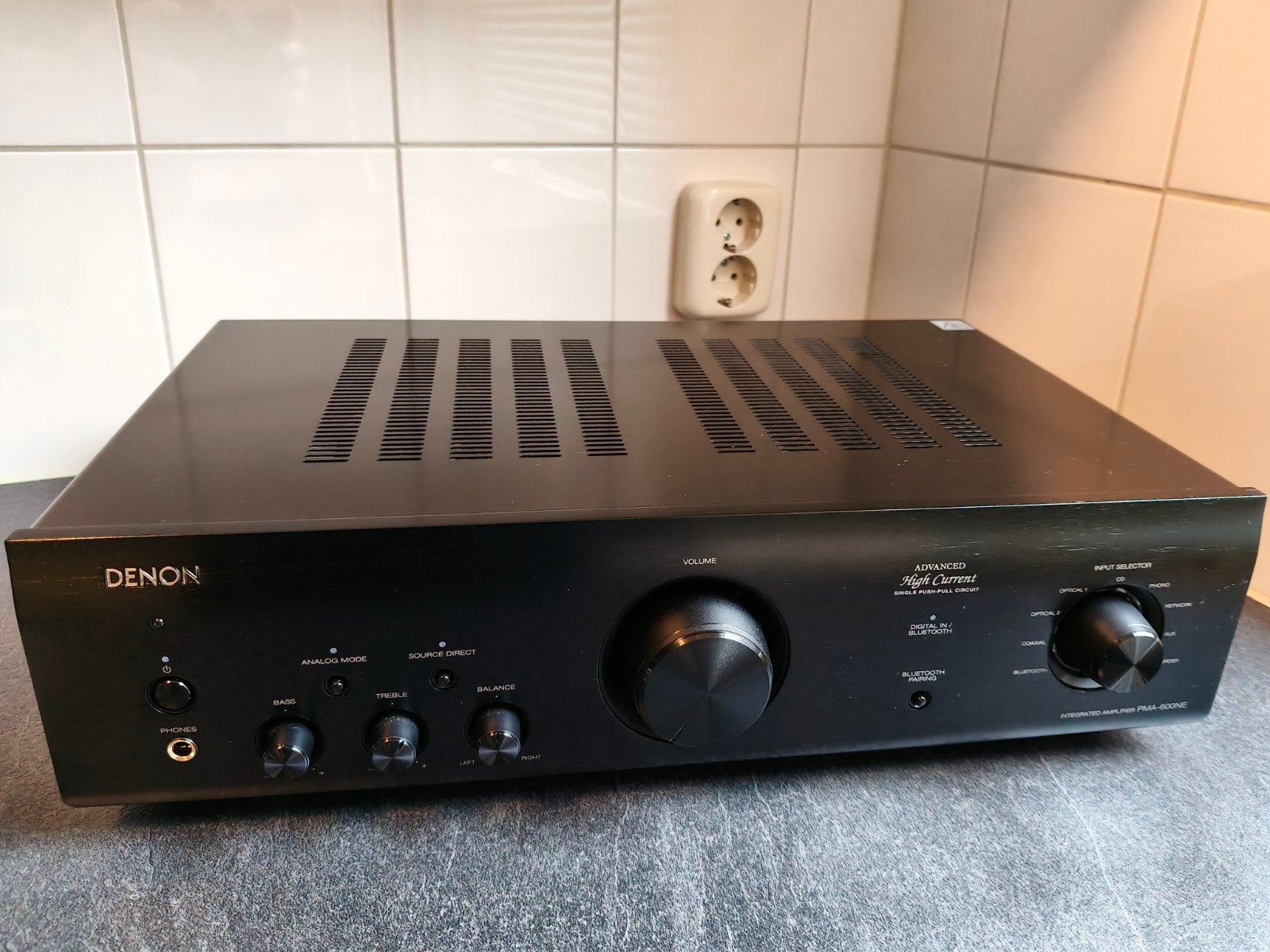 Denon PMA-600NE versterker met Klipsch RP600M luidsprekers, Denon, Zo goed als nieuw, Speakers, Losse componenten