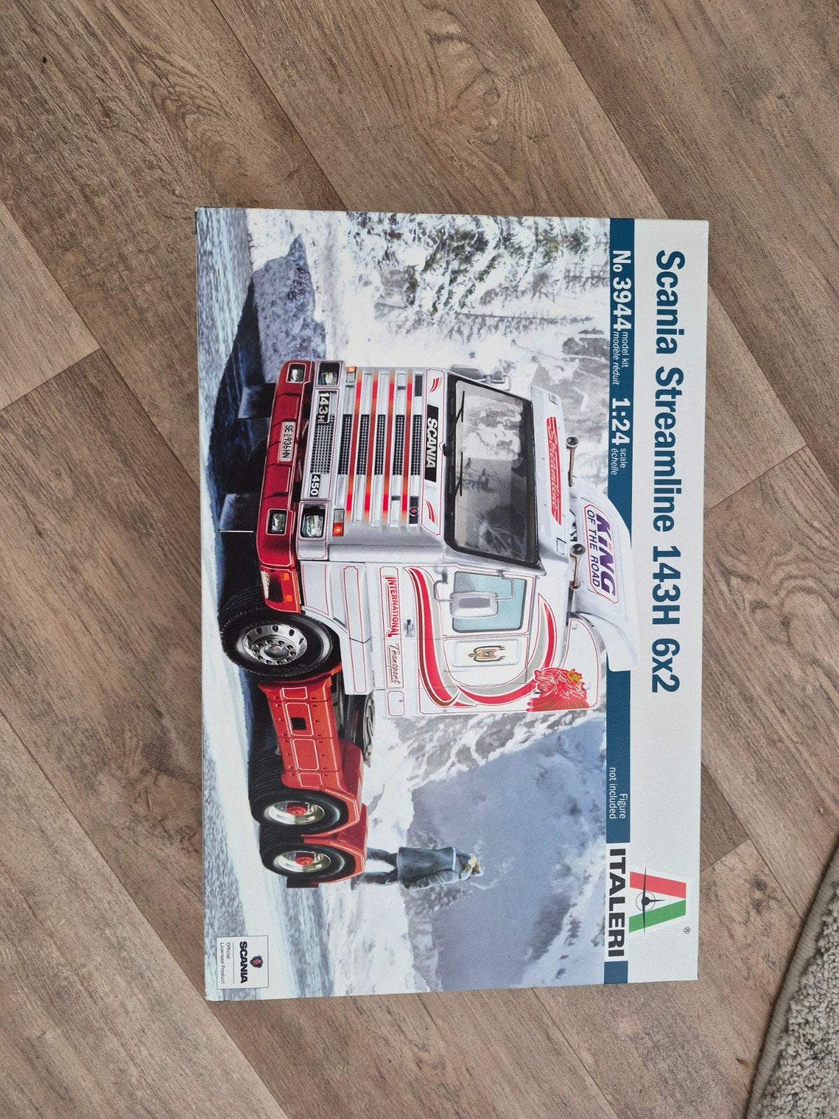 Italeri Scania Streamline 143H 6x2 modelbouwkit, Italeri, Groter dan 1:32, Nieuw, Ophalen of Verzenden
