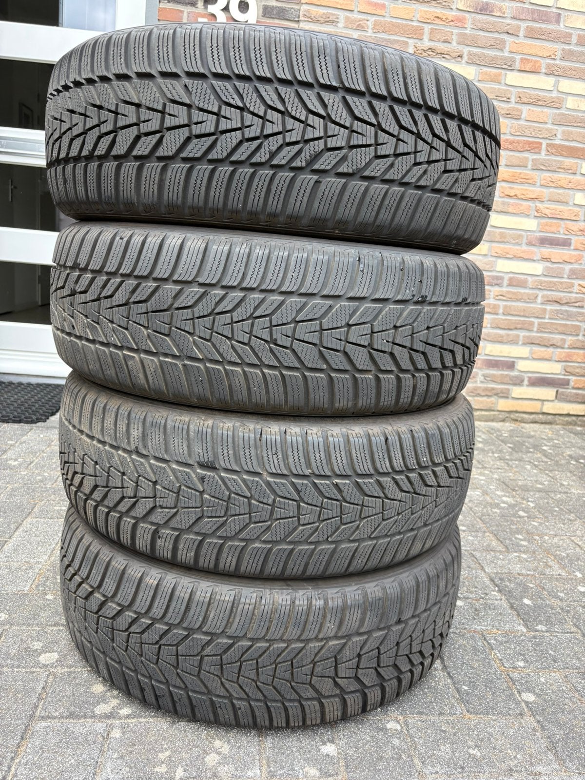 Winterbanden Hankook 225/55/19 Mazda CX, Auto-onderdelen, Banden en Velgen, Gebruikt, Winterbanden, Band(en), Personenwagen