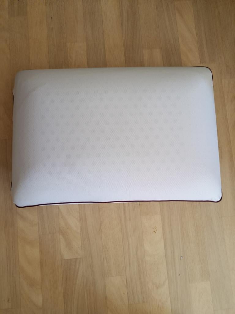 Nieuw memory foam hoofdkussen van Sleep comfy, Eenpersoons, Wit, Nieuw, Ophalen of Verzenden