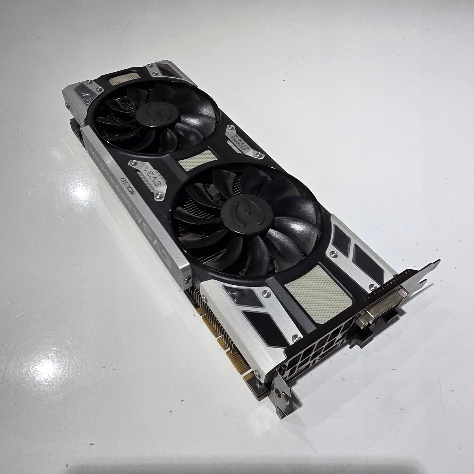 EVGA GeForce GTX 1070 SC Gaming 8GB - 4 Stuks, Computers en Software, Ophalen, PCI-Express 3, HDMI, GDDR5