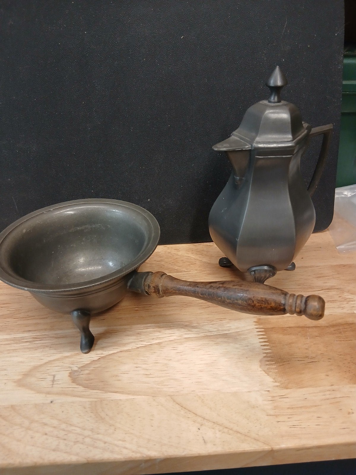 Antieke tinnen kan en pan met houten handvat, Ophalen of Verzenden