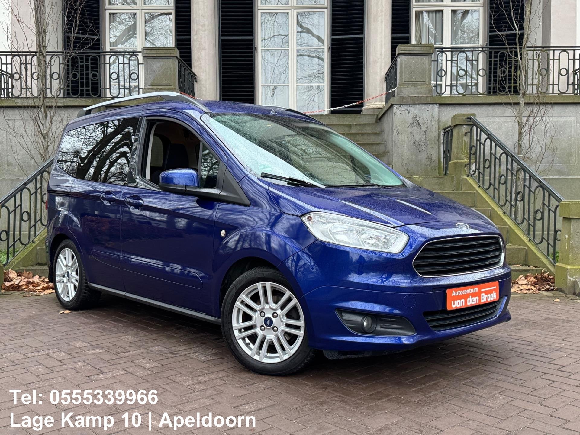 Ford Tourneo Courier 1.0 Titanium 5P Climate Cruise Ctr Stoe, Auto's, Voorwielaandrijving, 101 pk, Gebruikt, Blauw