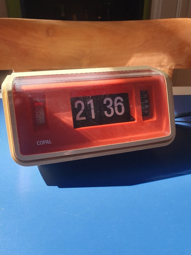 Flipclock Copal 228 defect, Huis en Inrichting, Gebruikt, Analoog, Ophalen of Verzenden, Retro