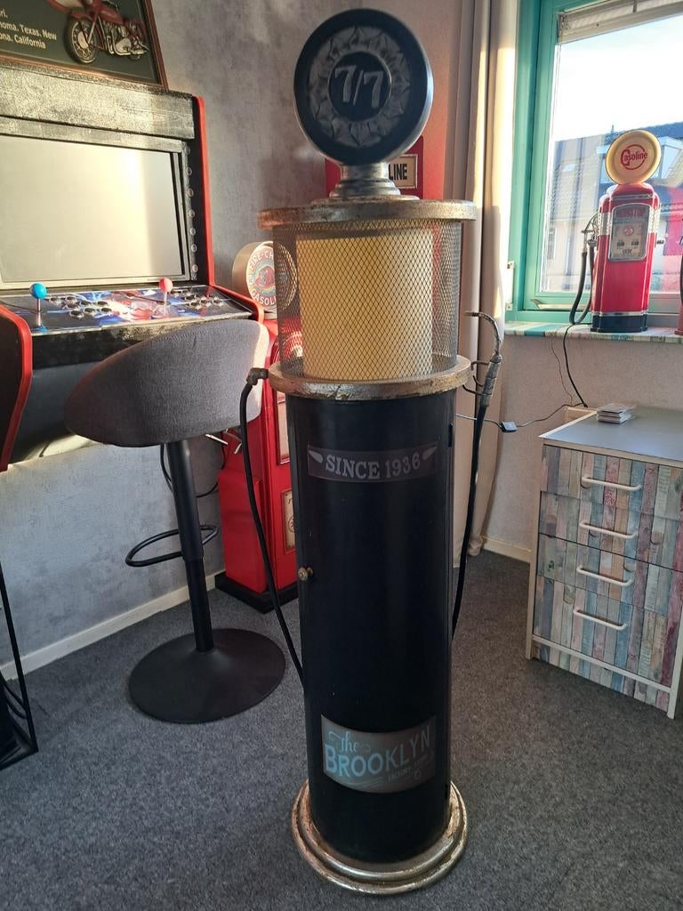 Decoratieve benzinepomp kast, Ophalen