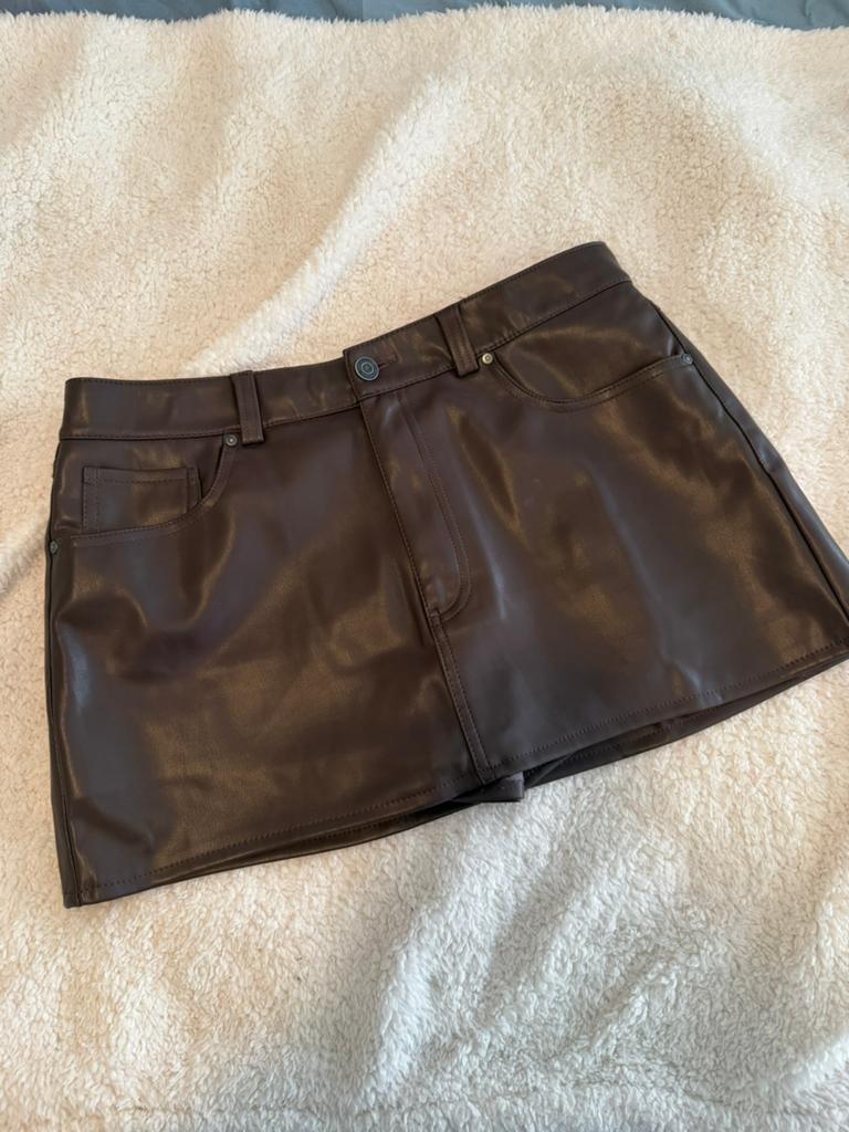 Stradivarius broekrok, Kleding | Dames, Rokken, Verzenden, Zo goed als nieuw, Maat 38/40 (M), Boven de knie