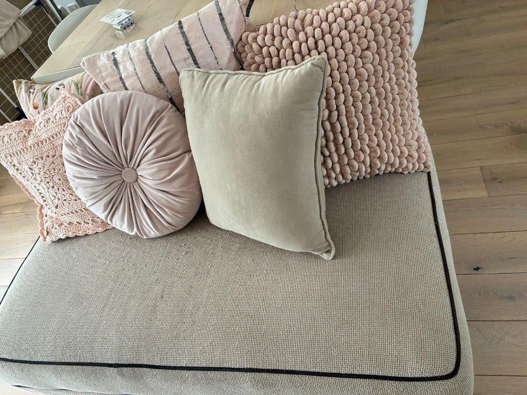 Poef op wieltjes 120x77x40 cm, Huis en Inrichting, Banken | Voetenbanken en Poefen, Ophalen, 100 tot 125 cm, Zo goed als nieuw