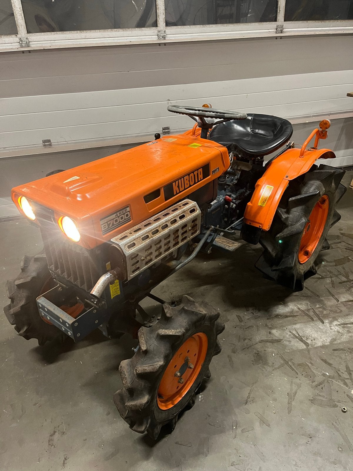 Kubota B7000  Mini Trekker, Ophalen, Gebruikt, 50 cm of meer, Versnellingen