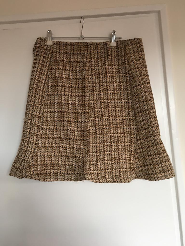 Helena Hart bruin klokkend rokje maat 38 boucle mini skirt, Kleding | Dames, Rokken, Maat 38/40 (M), Bruin, Ophalen of Verzenden