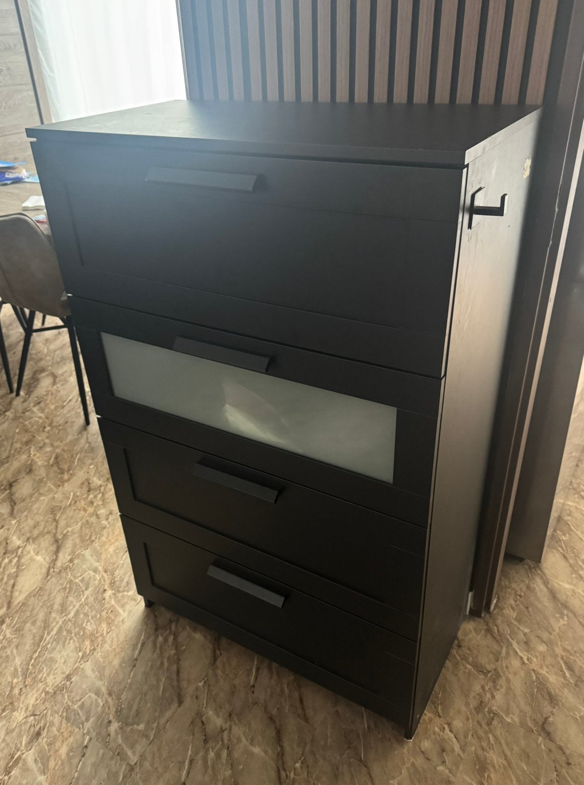 Grote ladekast | 4 lades | zwart, Huis en Inrichting, Kasten | Ladekasten, Ophalen, 100 tot 150 cm, 50 tot 100 cm, Zo goed als nieuw