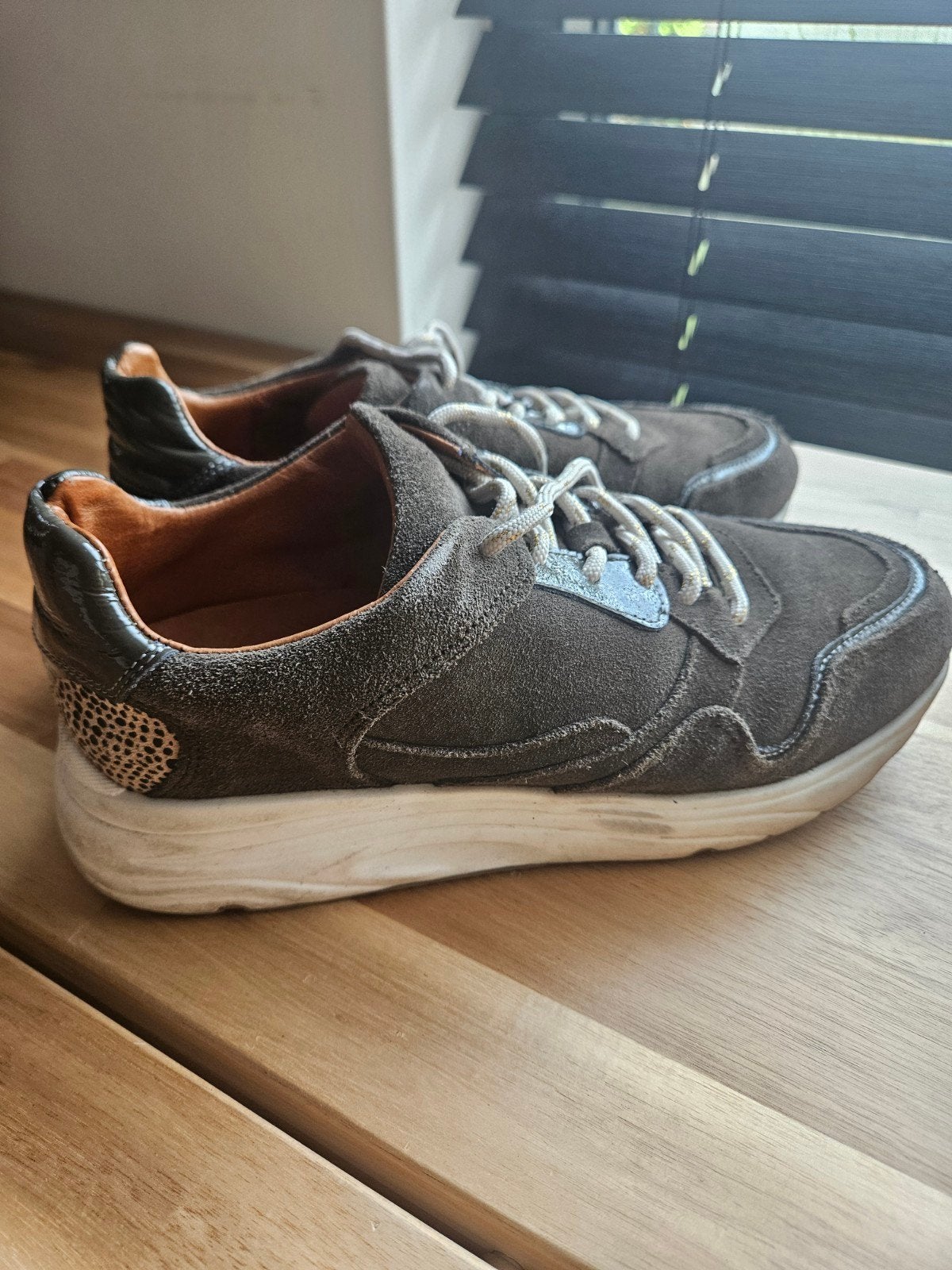 Manfield sneakers maat 40, Kleding | Dames, Ophalen of Verzenden, Sneakers of Gympen, Manfield, Gedragen