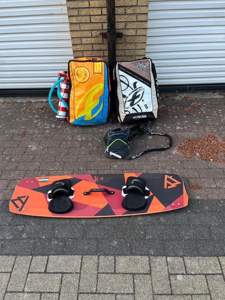 kite set te koop, Watersport en Boten, Kitesurfen, Directional, Ophalen, Gebruikt, Kitesurf-set